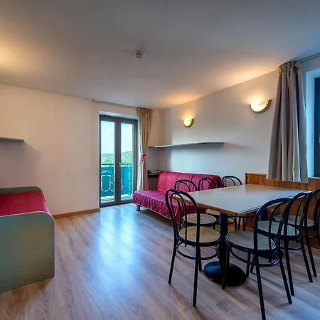 Residenza 公寓式酒店 3*